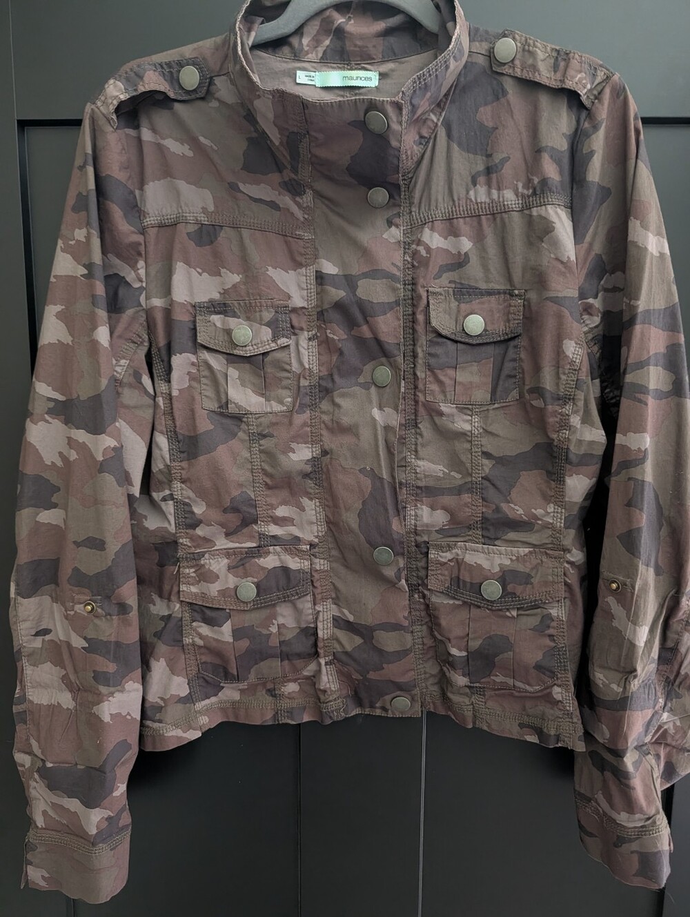 Maurices Camo Utility Jacket Adjustable Sleeves Pockets Zip Snap Front. Large